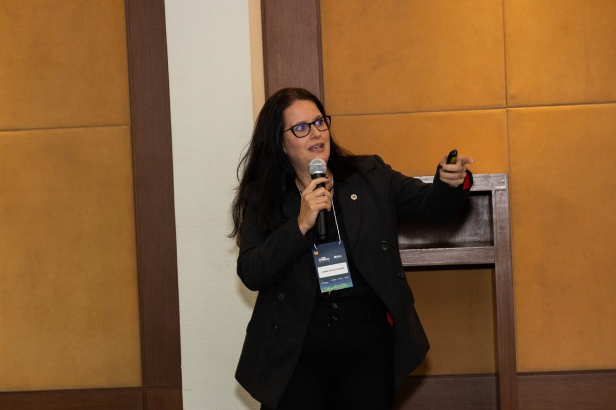 Palestra de Abertura do 29º ENESUL com Janine Alves - Corecon/SC