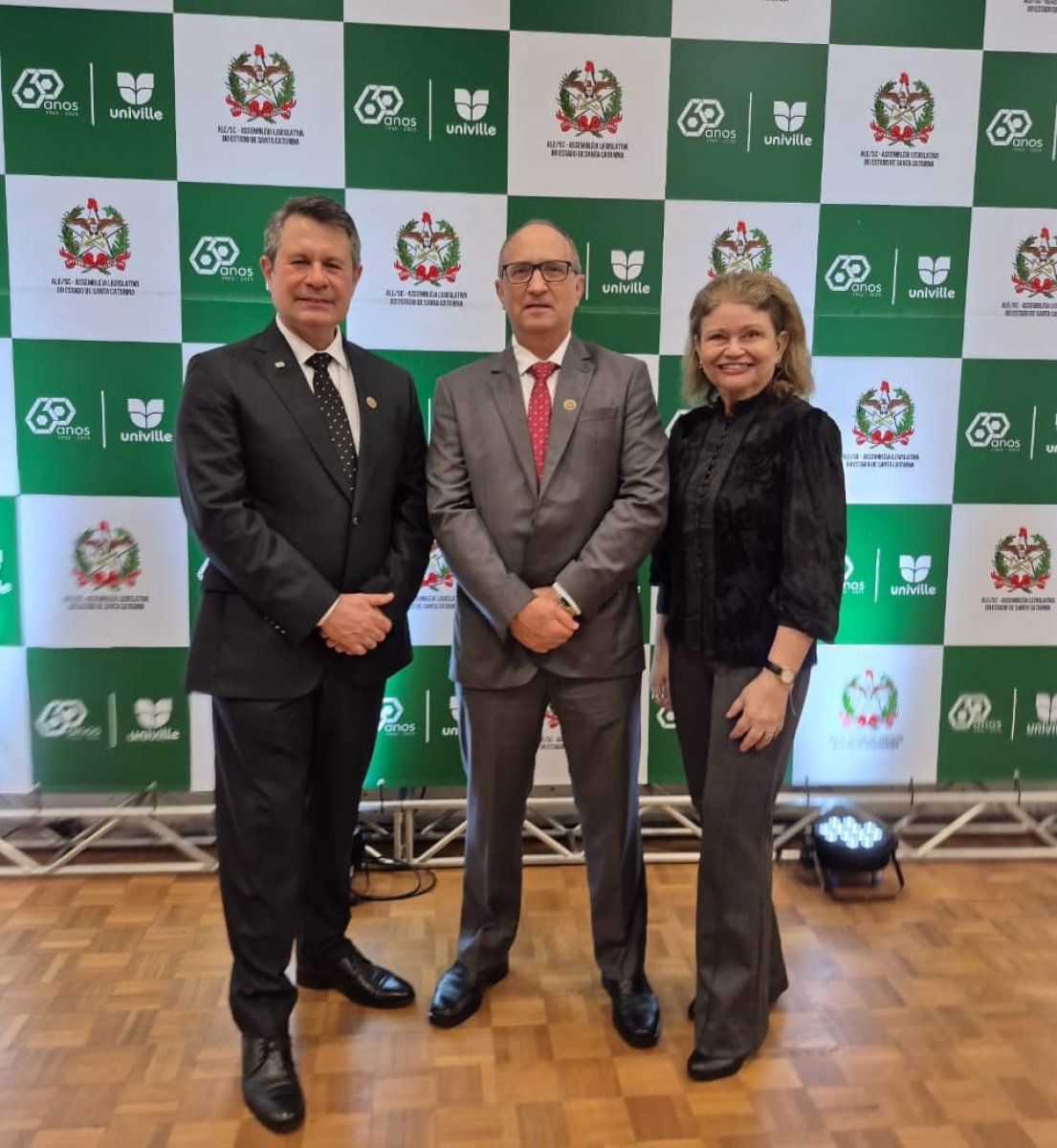 Corecon-SC é homenageado pela ALESC em Joinville - Corecon/SC